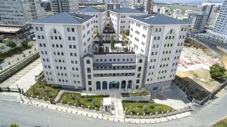 Fatih, Esenler ve Bağlarbaşı Kız Öğrenci Yurtlarıyla Güvenli ve Konforlu Yaşam