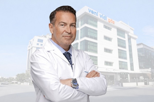 Op. Dr. Akın Akyurt, kişiye özel lazerdeki yeni standartları değerlendirdi